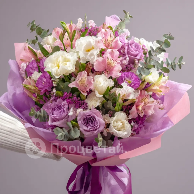 Букет с альстромериями &laquo;Яркий комплимент&raquo;