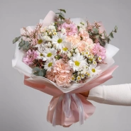 Букет с хризантемами &laquo;Полевое чудо&raquo; 0