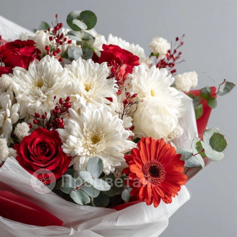 Букет с хризантемами &laquo;Праздничное сияние&raquo;