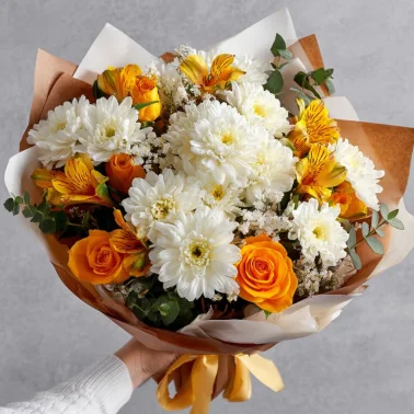 Букет с хризантемами «Симфония сентября»
