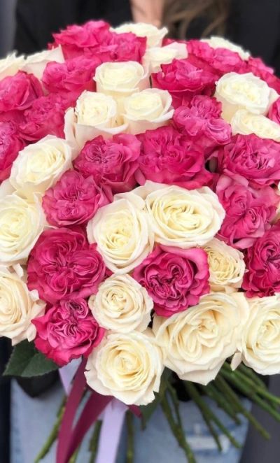 Букет из 51 розы «Нежность и страсть»