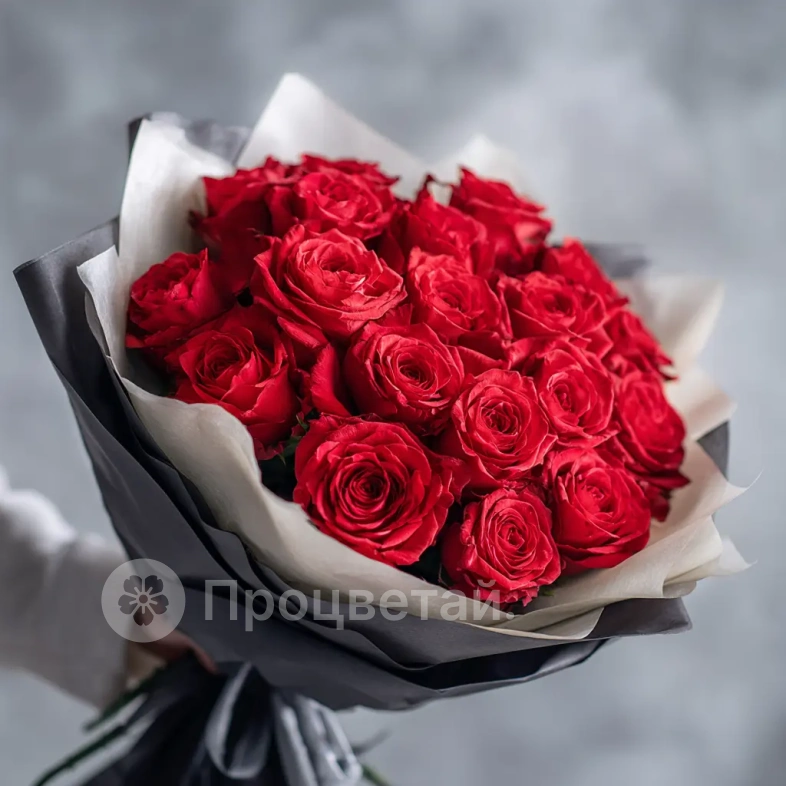 Красные розы &laquo;Поцелуй заката&raquo;